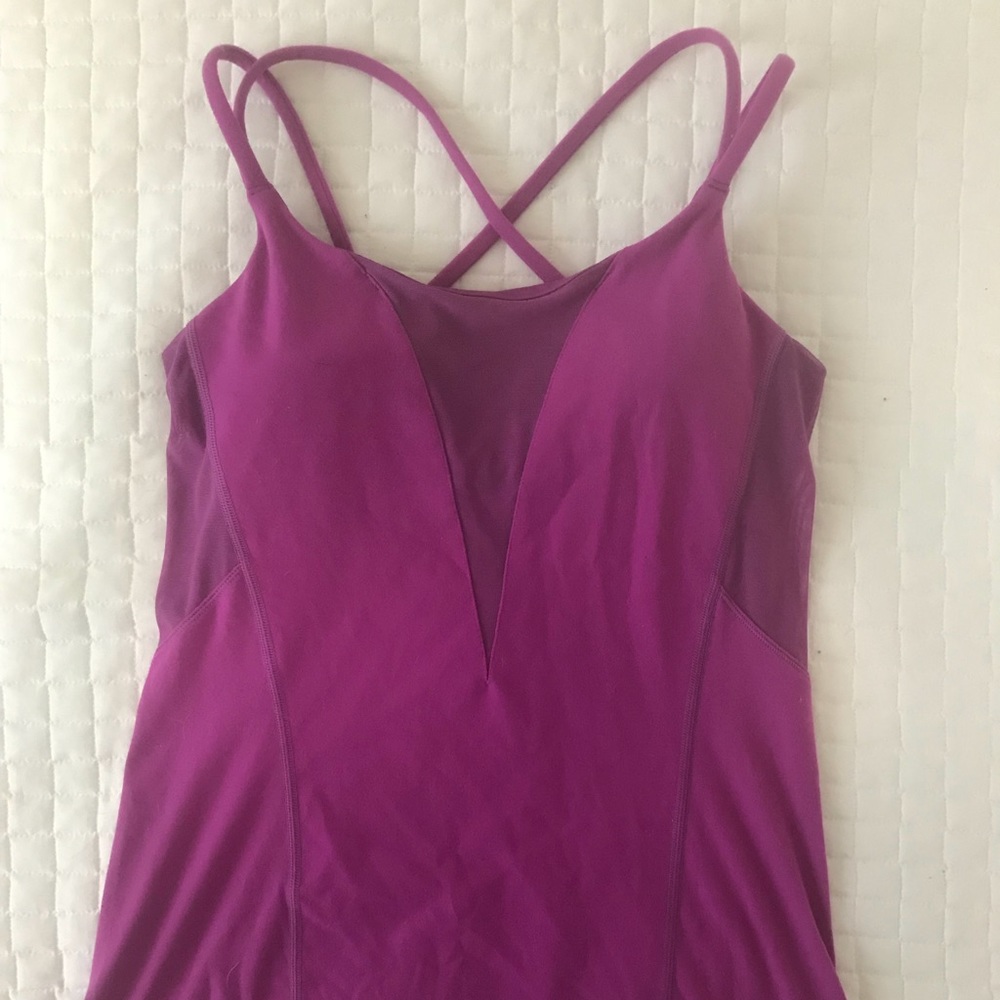 Lululemon tank